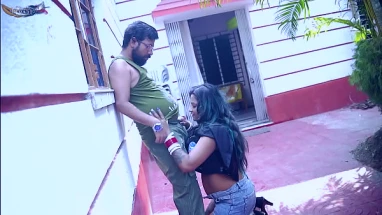 DESI BENGALI COUPLE HARCORE ANAL FUCK OUTDOOR HINDI AUDIO ( FULL MOVIE )