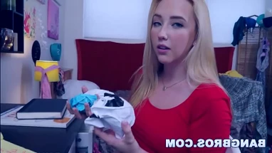 4 eyed Samantha Flair gets fucked