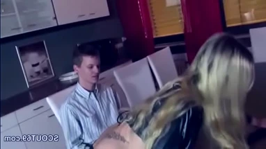 Little step-sister gets her first fuck and lots of cream